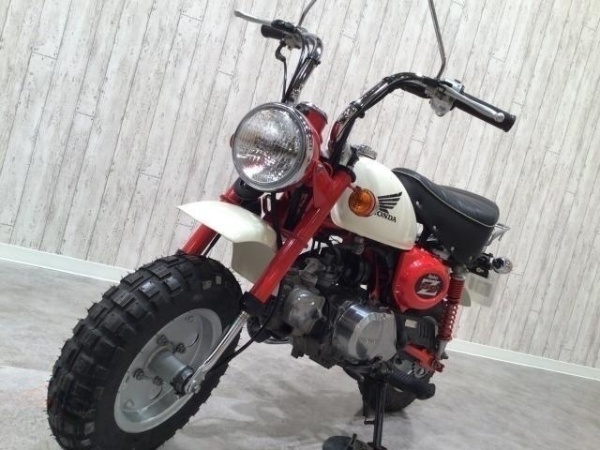 8700142B3021110800405 (1)